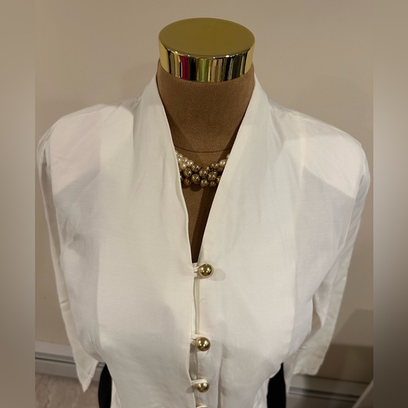Willow Ridge Vintage Cream Button Down Pointed Hem Gold Buttons Blouse Sz 10 - Picture 3 of 16